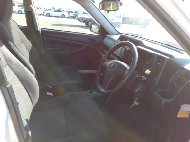 PROBOX VAN