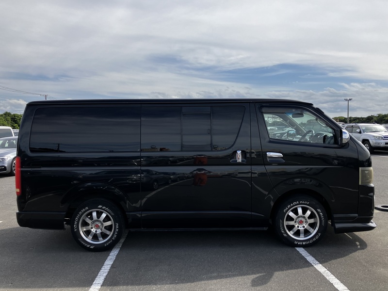 HIACE VAN