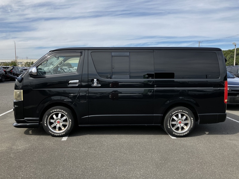 HIACE VAN