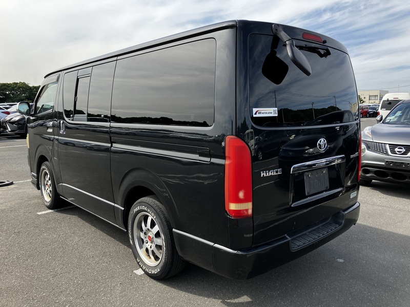 HIACE VAN