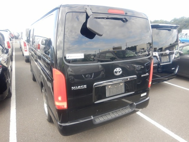 HIACE VAN