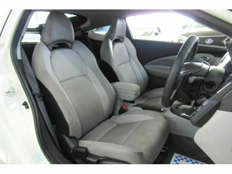 CR-Z