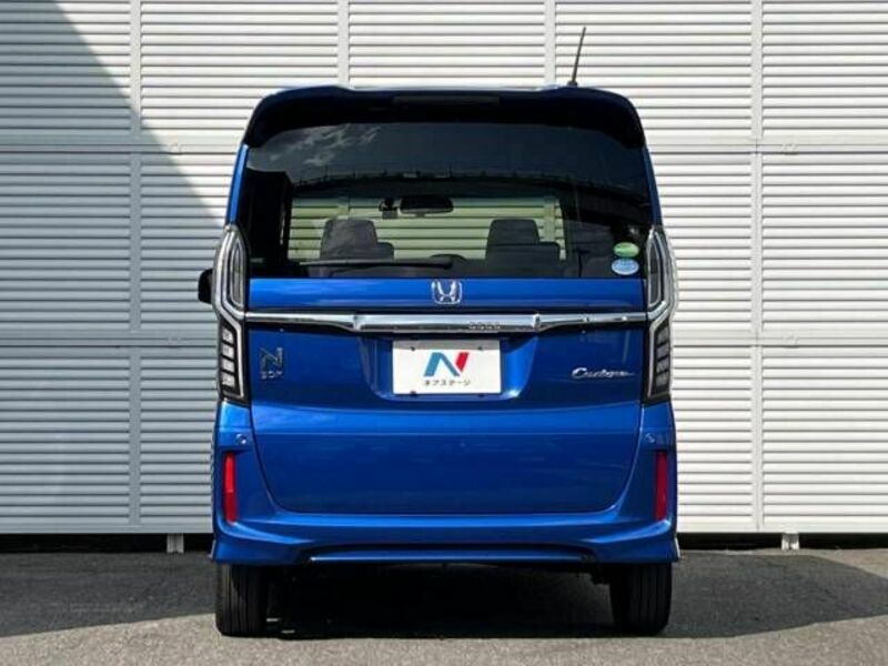 N BOX CUSTOM