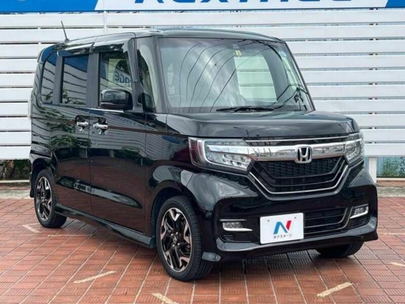 N BOX CUSTOM