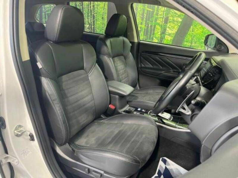 OUTLANDER PHEV
