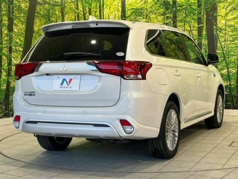 OUTLANDER PHEV
