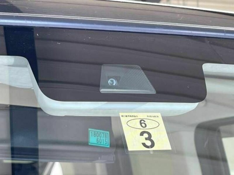N BOX