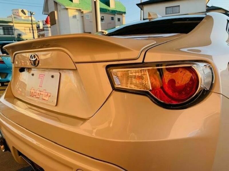 86