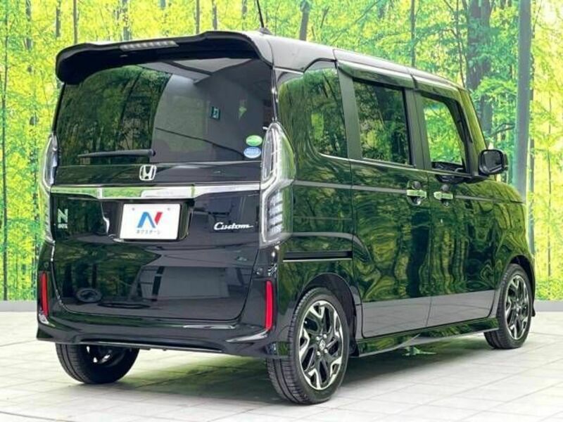 N BOX CUSTOM