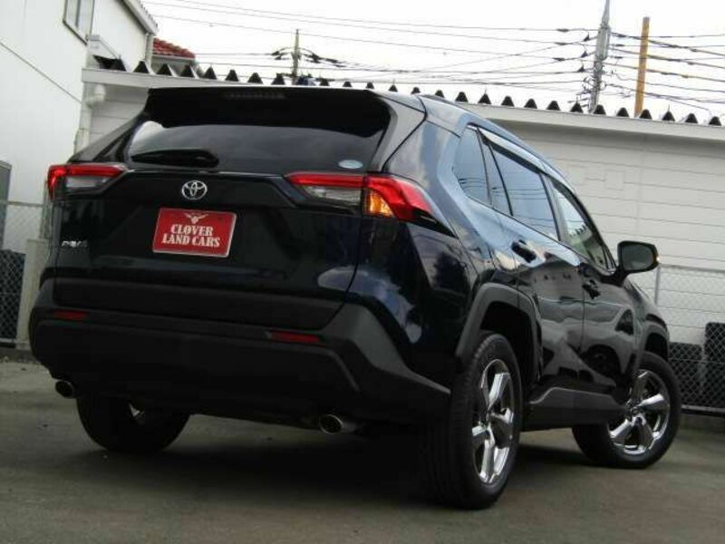 RAV4