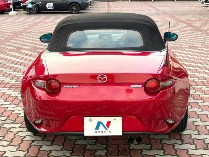 ROADSTER
