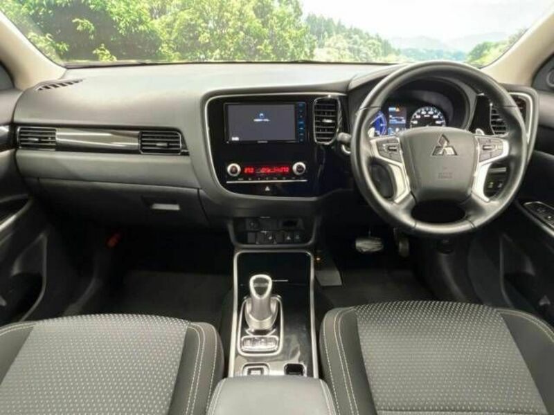 OUTLANDER PHEV