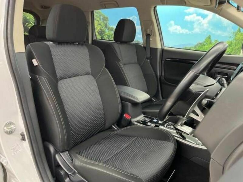 OUTLANDER PHEV