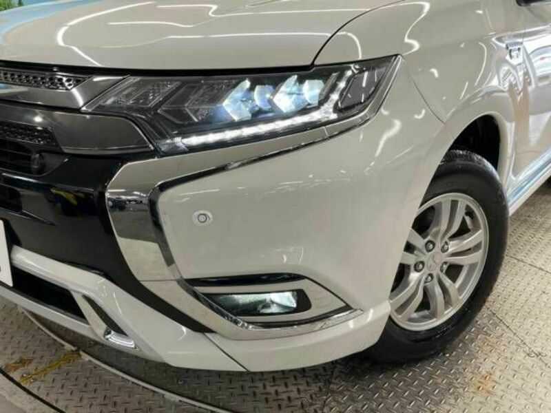 OUTLANDER PHEV