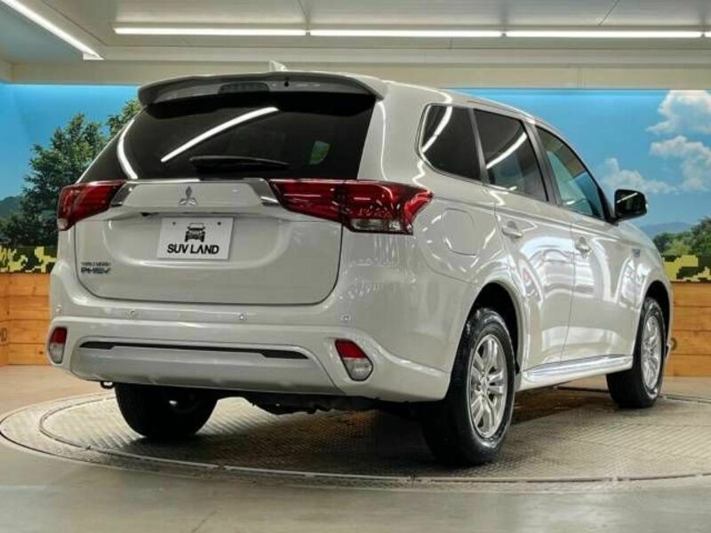 OUTLANDER PHEV
