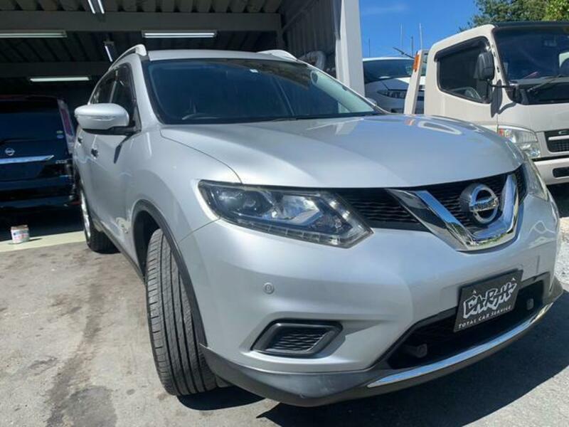 X-TRAIL
