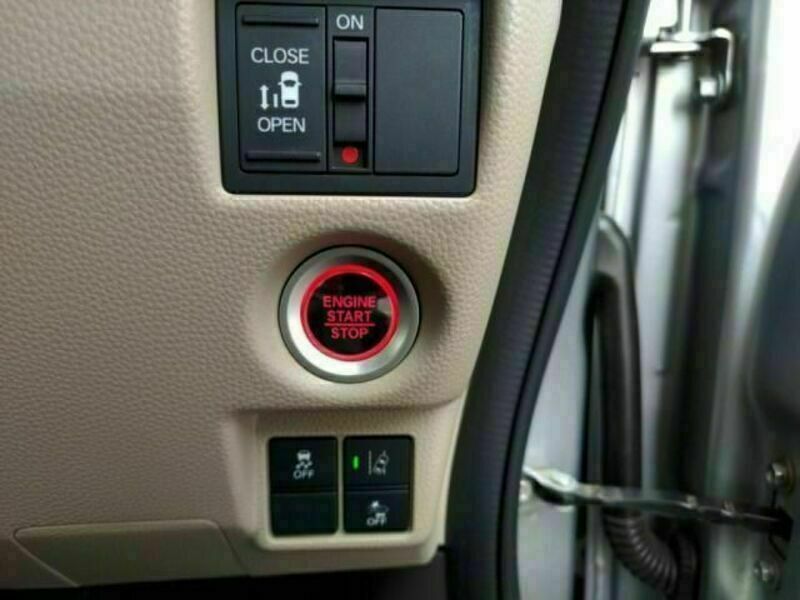 N BOX