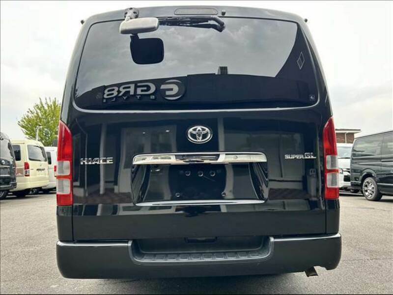 HIACE VAN