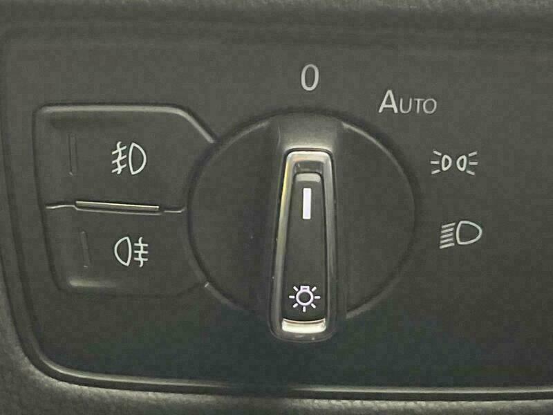 PASSAT VARIANT