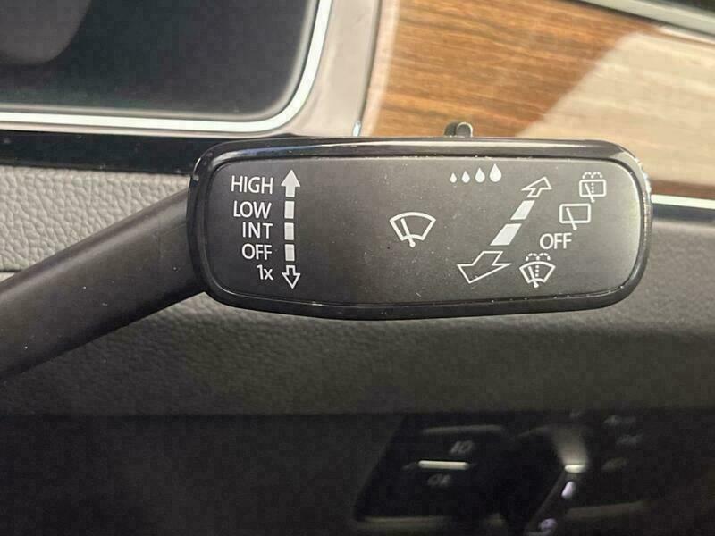 PASSAT VARIANT