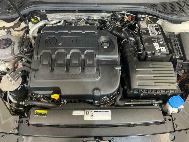 PASSAT VARIANT