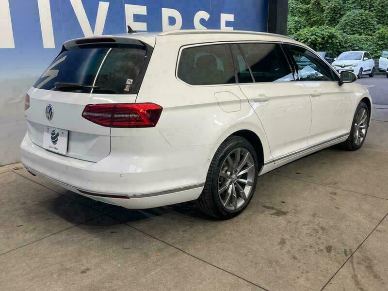 PASSAT VARIANT