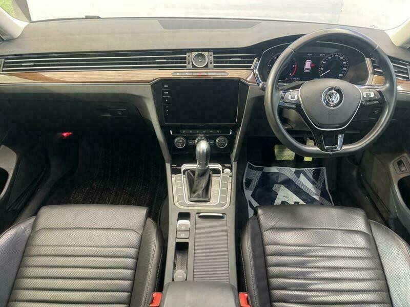 PASSAT VARIANT