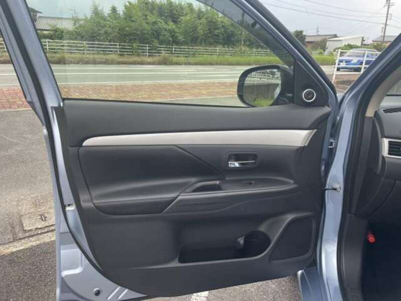 OUTLANDER PHEV