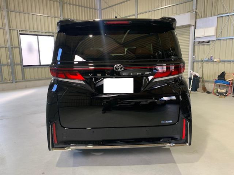 VELLFIRE-5