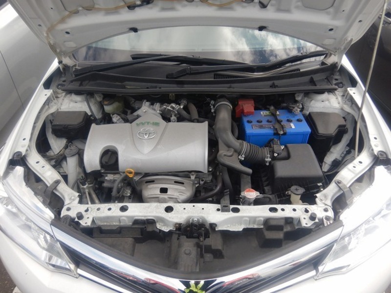 COROLLA AXIO