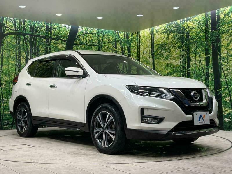 X-TRAIL