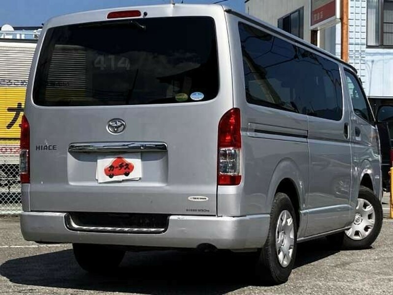 HIACE VAN