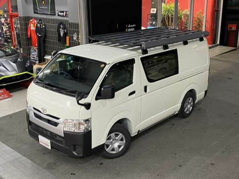 HIACE VAN-1