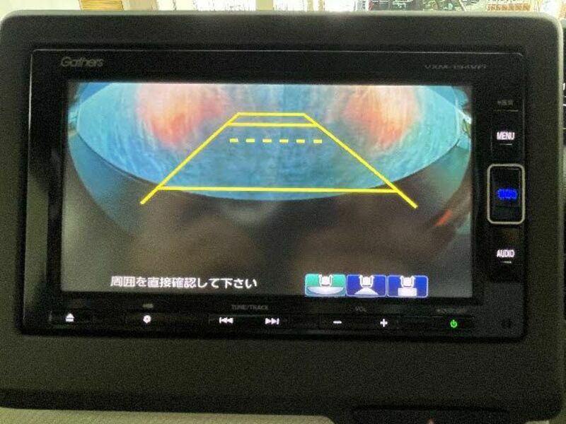 N BOX