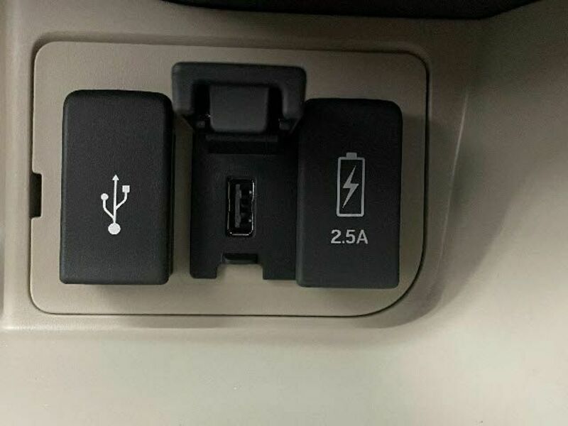 N BOX