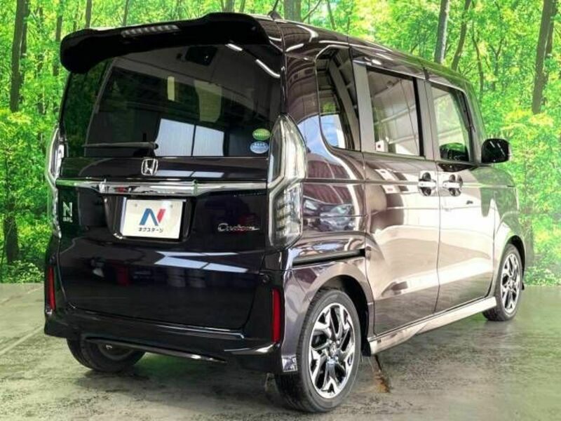 N BOX CUSTOM
