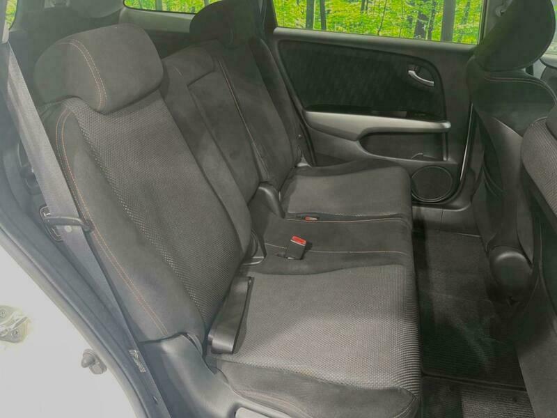 Used 2010 HONDA STREAM RN9 | SBI Motor Japan