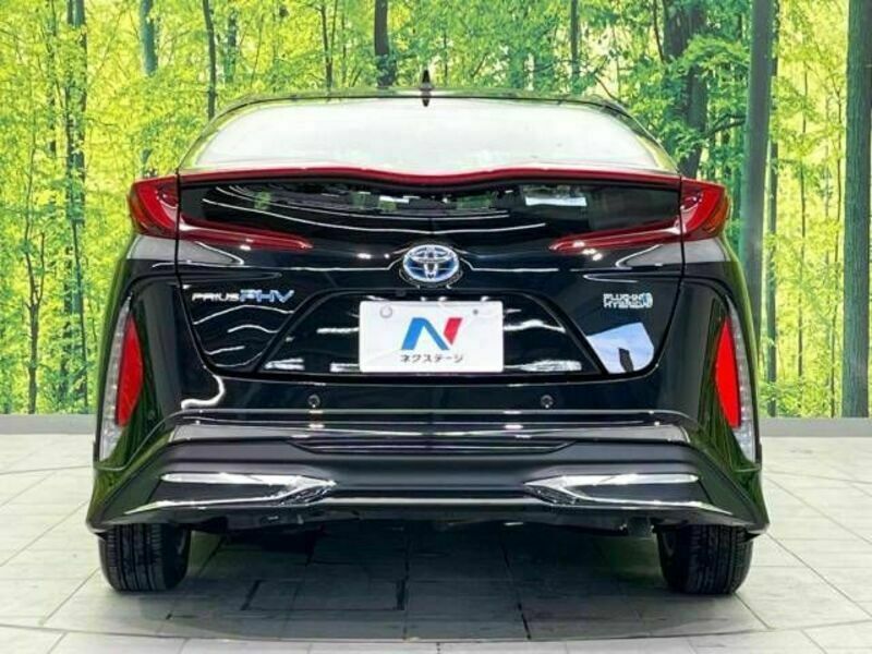 PRIUS PHV