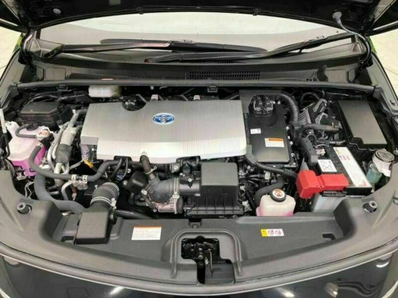 PRIUS PHV