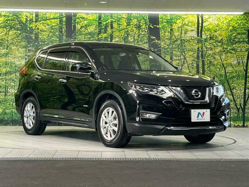 X-TRAIL
