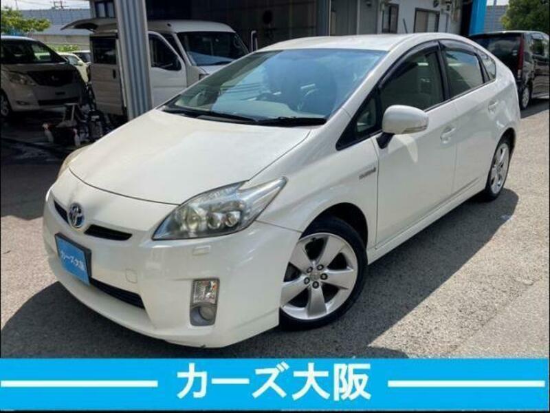 TOYOTA　PRIUS