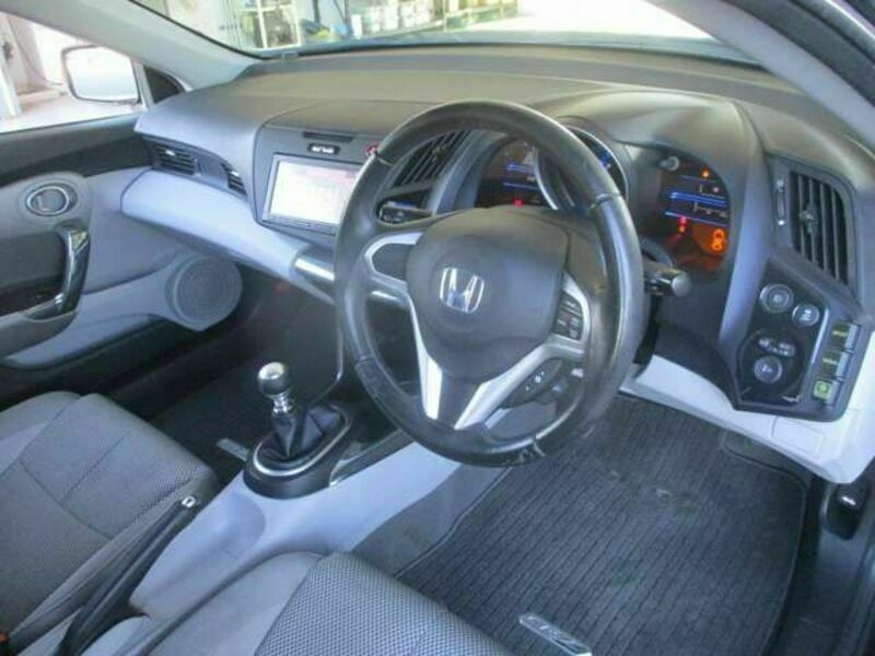 CR-Z