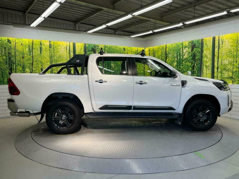 HILUX