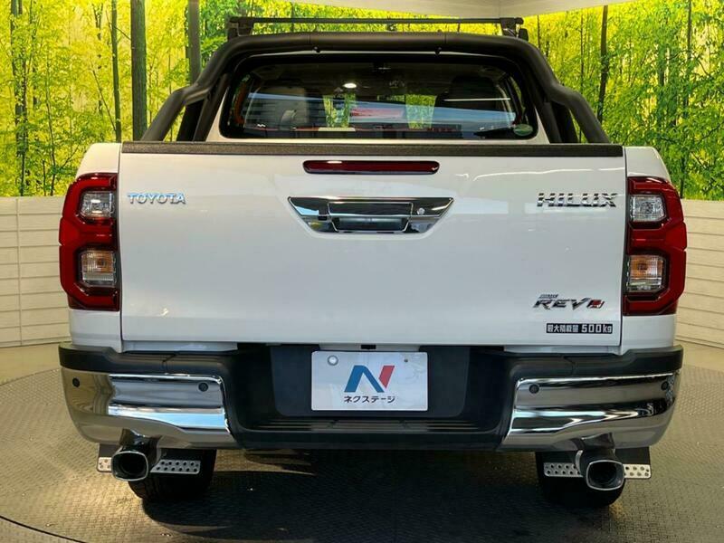 HILUX