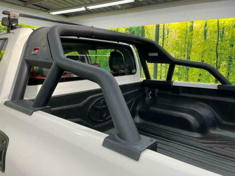 HILUX