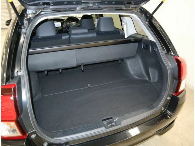 COROLLA FIELDER