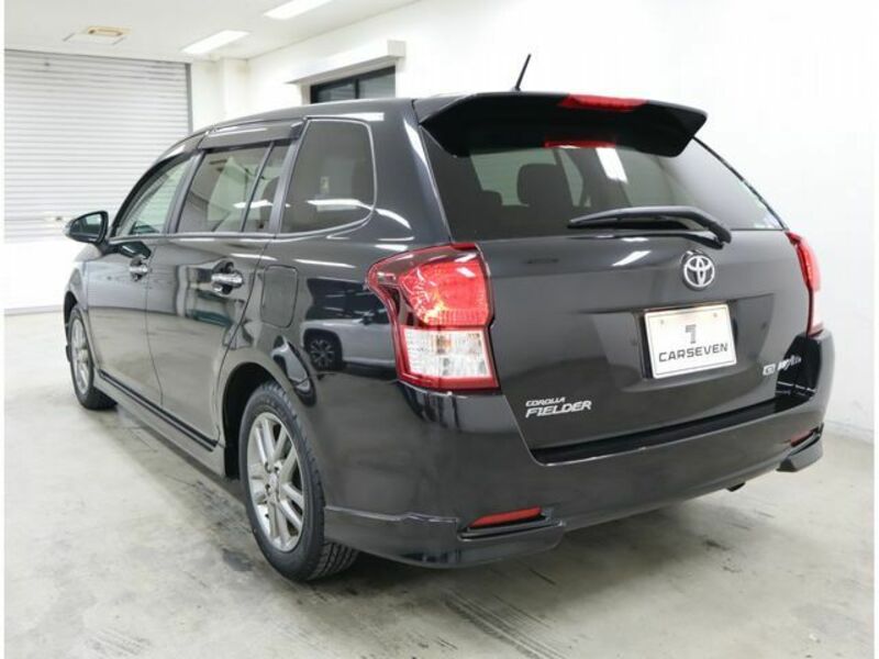 COROLLA FIELDER