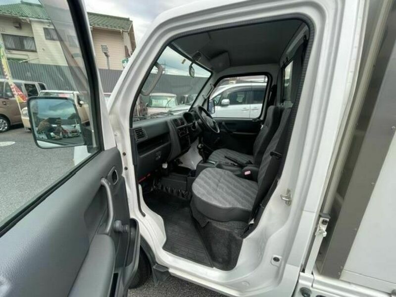 CARRY TRUCK
