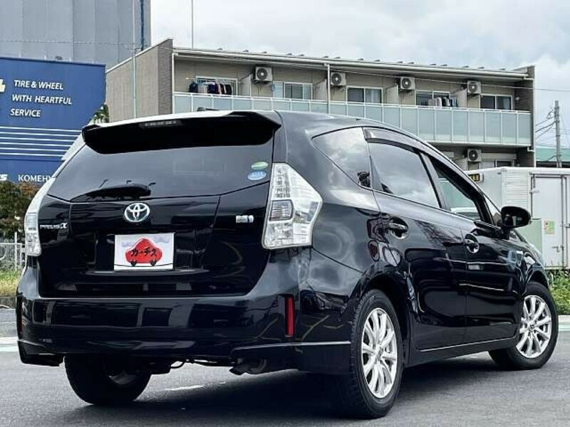 PRIUS ALPHA