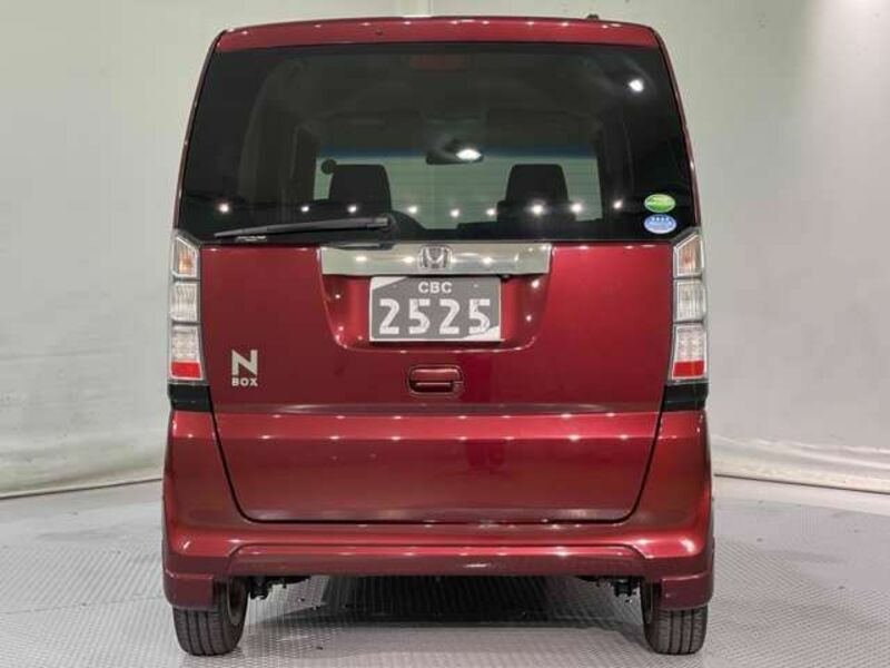 N BOX